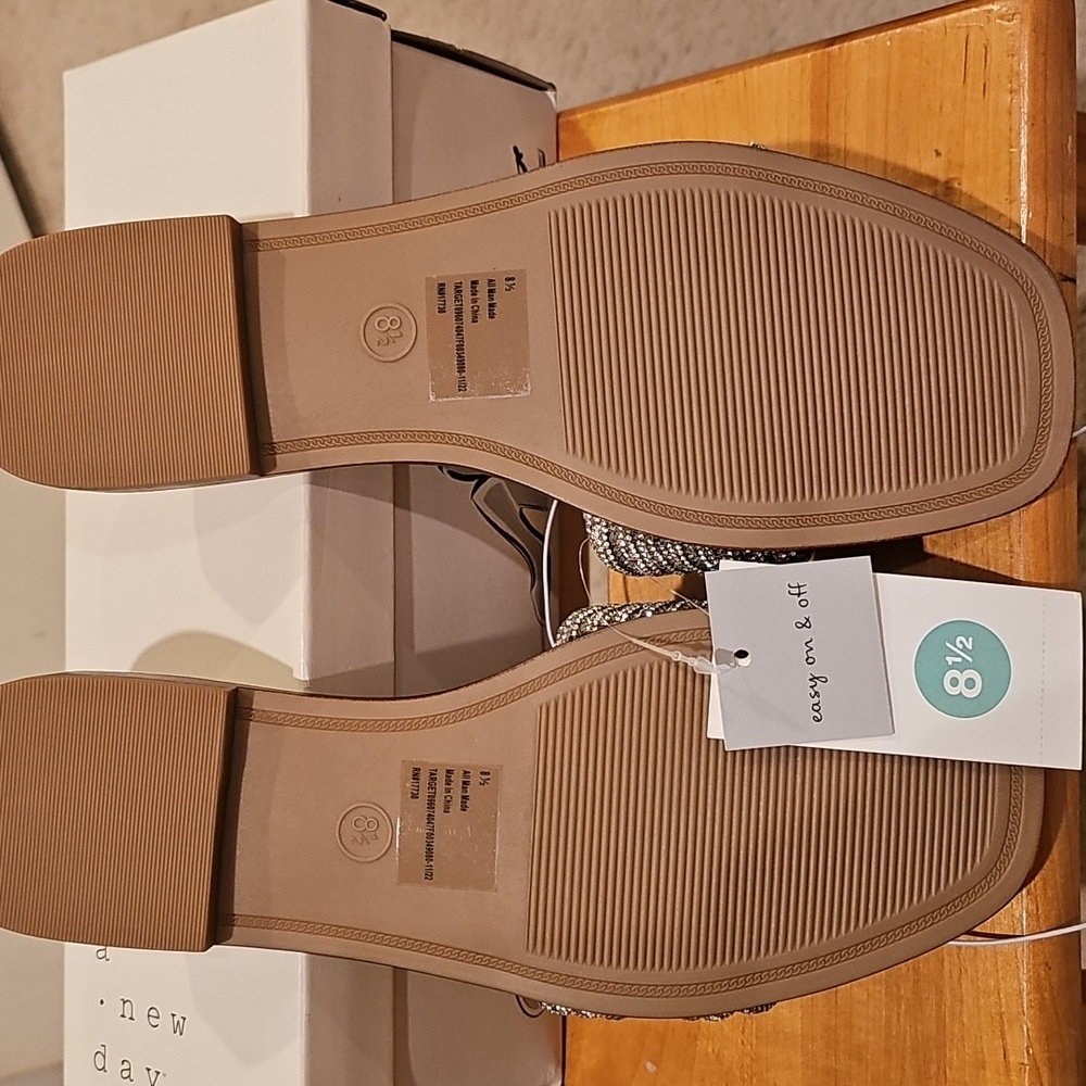 A New Day Women's Beige and Metallic Sandals - Picture 3 of 5